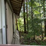 南側（デッキ破損）